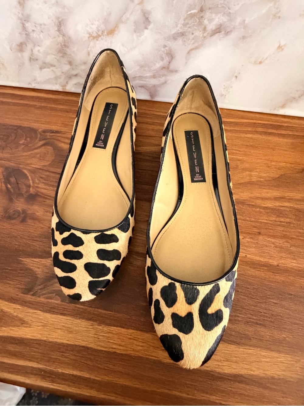 Leopard print Ballet wedge in Tan and Black - Picture 5 of 7